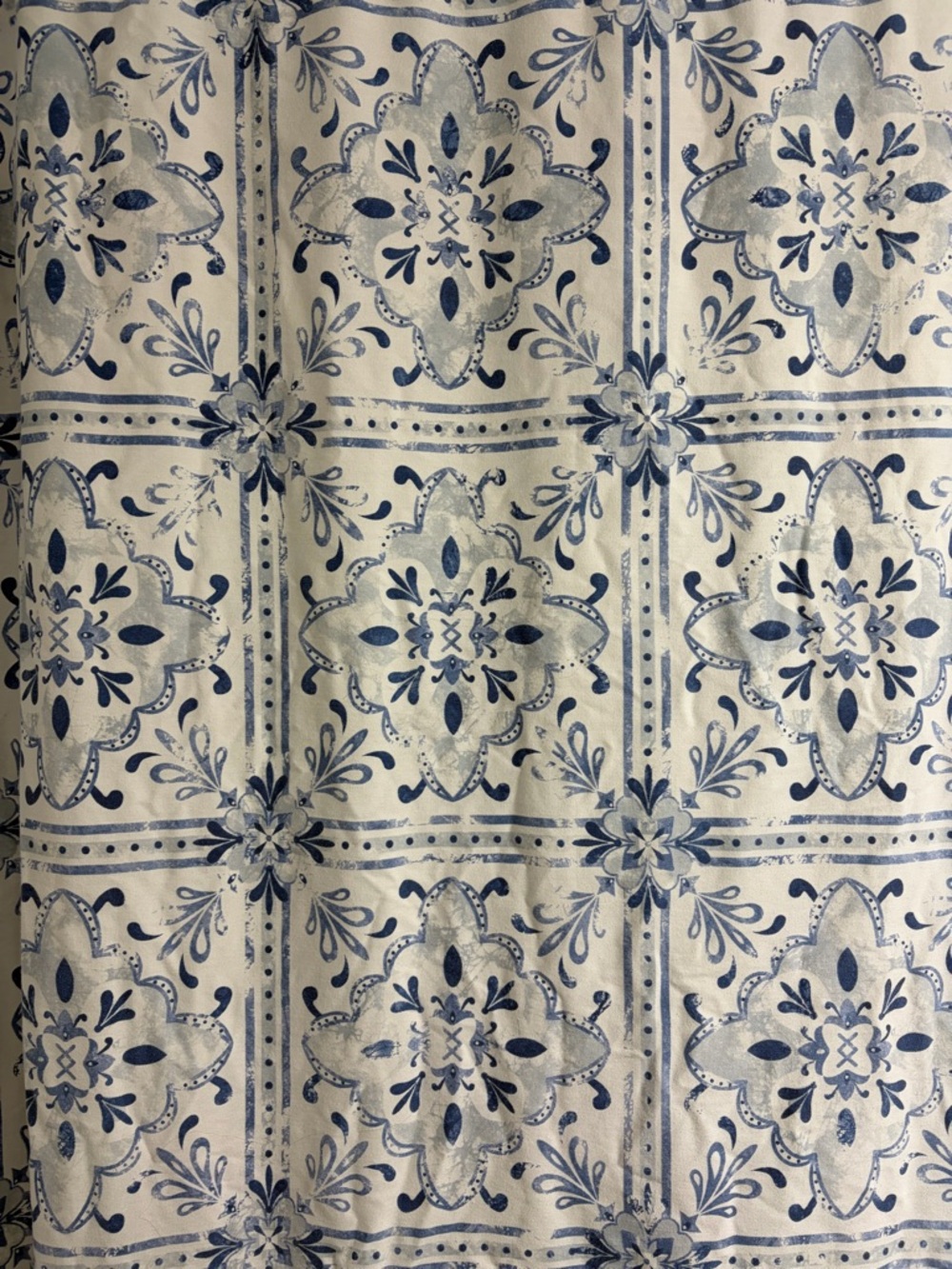 Blue Floral Tile Print Shower Curtain 🚿💙 - Picture 4 of 4